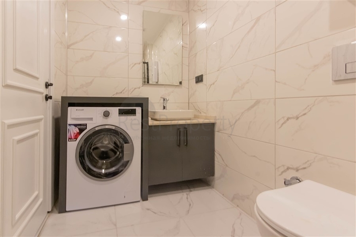 Меблированная квартира 1+1 всего в 750 м от пляжа Клеопатра