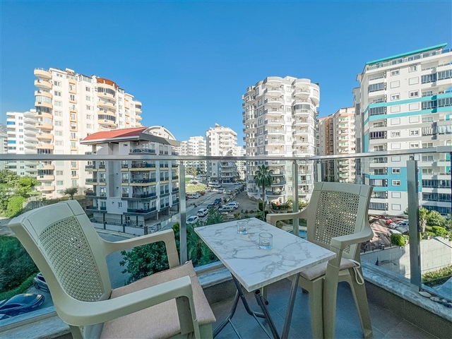 Квартира 1+1 с шикарным интерьером в комплексе отельного типа