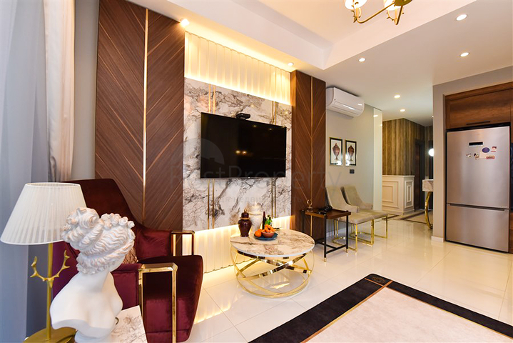 Шикарная квартира 2+1 в популярном комплексе в районе Махмутлар