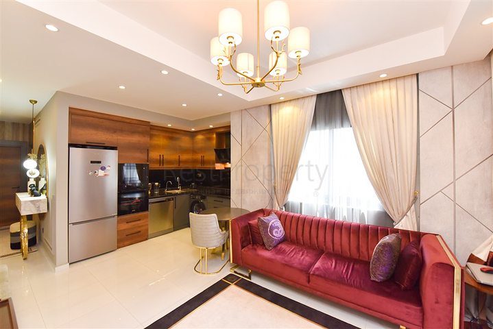 Шикарная квартира 2+1 в популярном комплексе в районе Махмутлар