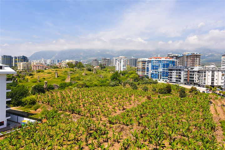 Пентхаус 3+1 в районе Махмутлар