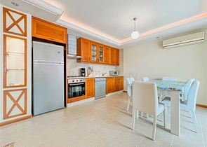 Квартира планировкой 2+1 в районе Махмутлар 50 м от моря