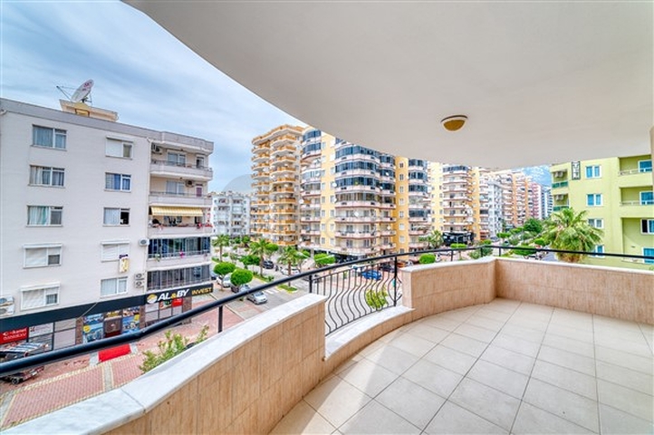 Апартаменты 2+1 в 150 метрах от моря в районе Махмутлар