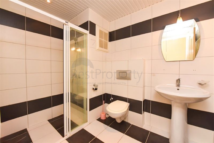 Просторная квартира 3+1 в районе Тосмур