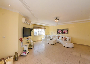 Просторная квартира 3+1 в районе Тосмур