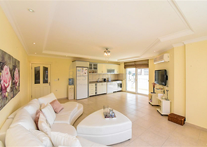 Просторная квартира 3+1 в районе Тосмур