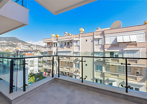 Просторная двухкомнатная квартира на Клеопатре