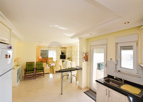 Квартира 3+1 в центре Алании