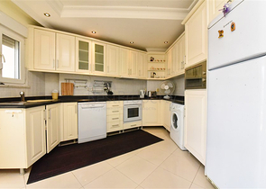 Квартира 3+1 в центре Алании