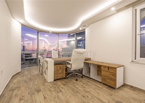 Просторная двухэтажная вилла с панорамным видом на Средиземное море