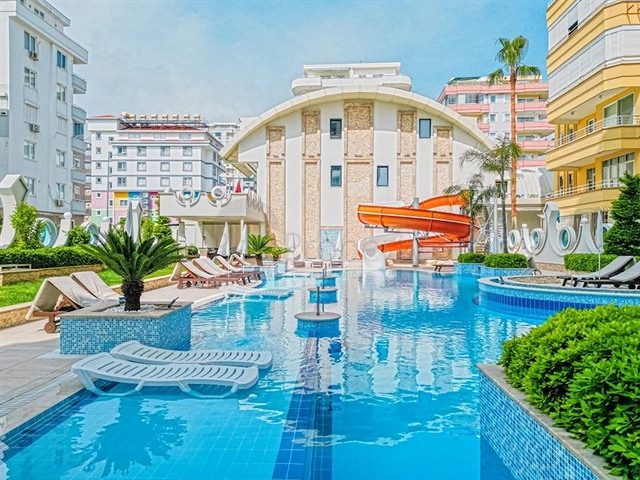 Квартира 2+1 с видом на море в районе Махмутлар