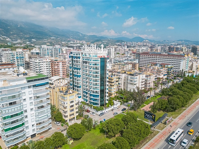 Квартира 2+1 с видом на море в районе Махмутлар