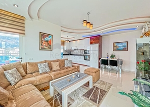 Квартира 2+1 с видом на море в районе Махмутлар