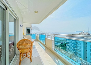 Квартира 2+1 с видом на море в районе Махмутлар