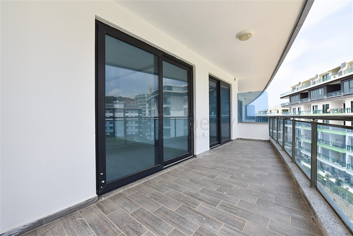 Апартаменты 2+1 в живописном районе Каргыджак всего в 300 м от моря