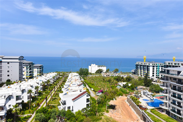 Новая квартира с шикарным видом в районе Каргыджак