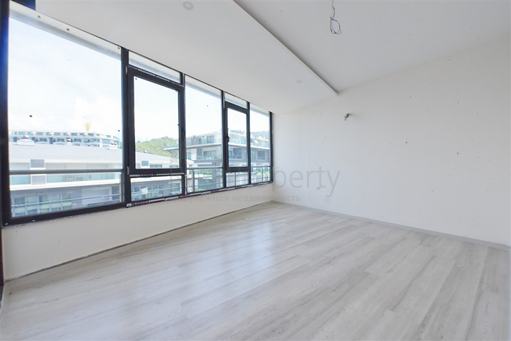 Новая квартира с шикарным видом в районе Каргыджак