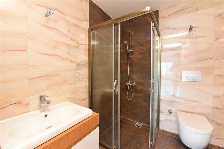 Новая квартира с шикарным видом в районе Каргыджак