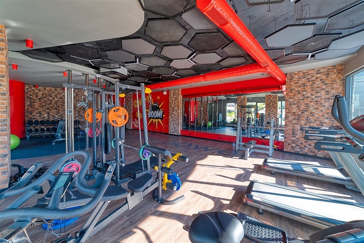 Двухкомнатная квартира на первой береговой линии в Каргыджак