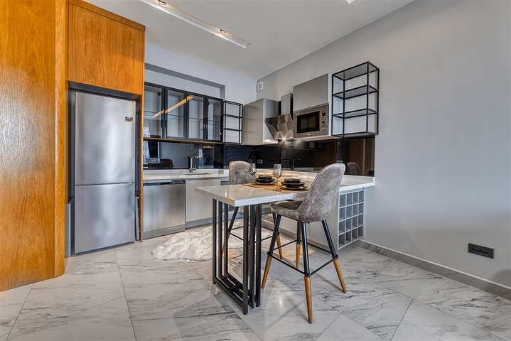 Двухкомнатная квартира на первой береговой линии в Каргыджак