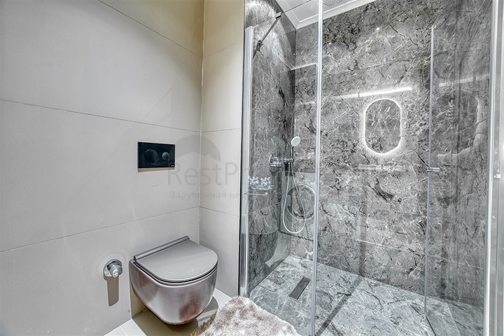 Двухкомнатная квартира на первой береговой линии в Каргыджак