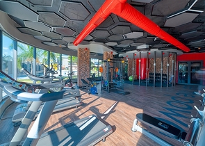 Двухкомнатная квартира на первой береговой линии в Каргыджак