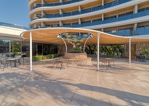 Двухкомнатная квартира на первой береговой линии в Каргыджак