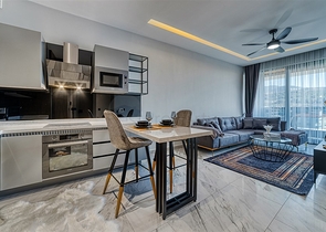 Двухкомнатная квартира на первой береговой линии в Каргыджак