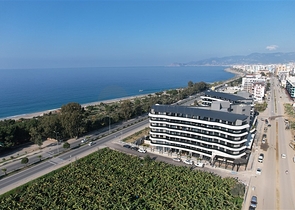 Двухкомнатная квартира на первой береговой линии в Каргыджак