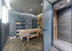 Двухкомнатная квартира на первой береговой линии в Каргыджак