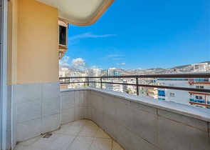 Меблированная квартира 2+1 в Махмутлар