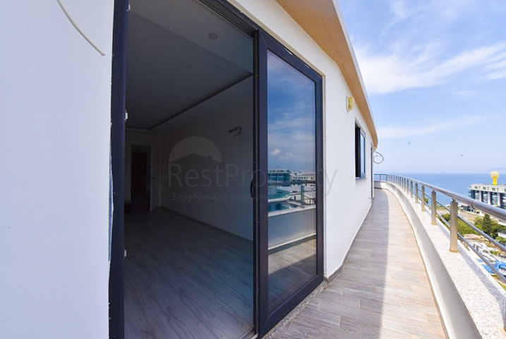 Роскошный пентхаус с видом на Средиземное море в районе Каргыджак