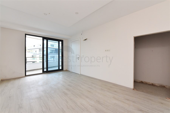 Роскошный пентхаус с видом на Средиземное море в районе Каргыджак