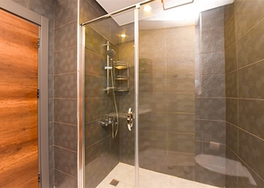 Апартаменты 1+1 в комплексе с отельной инфраструктурой в районе Махмутлар