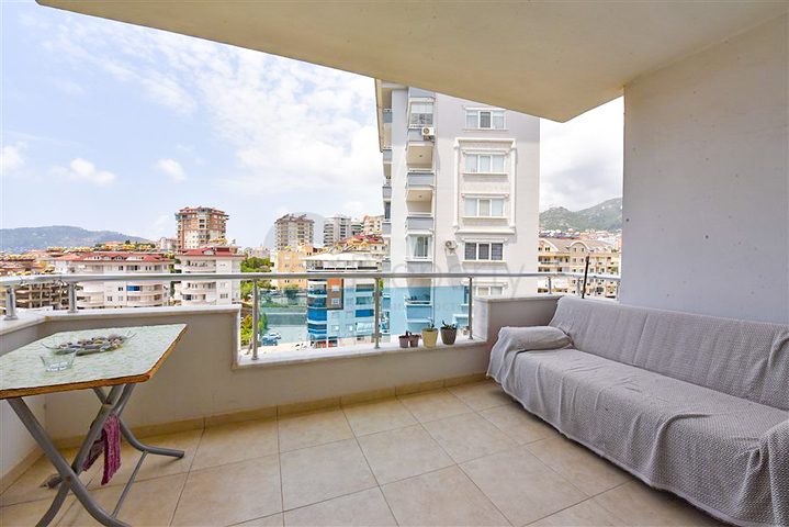 Просторные апартаменты 1+1 в районе Джикджилли