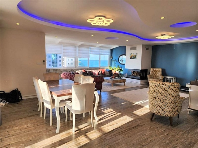 Просторные апартаменты 3+1 с панорамным видом на море