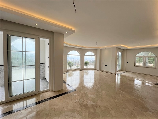 Вилла 3+1 с панорамным видом на море с возможностью получения турецкого гражданства