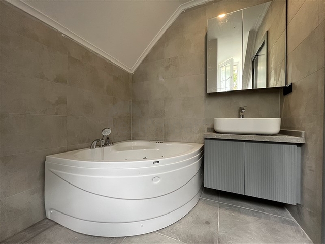 Вилла 3+1 с панорамным видом на море с возможностью получения турецкого гражданства