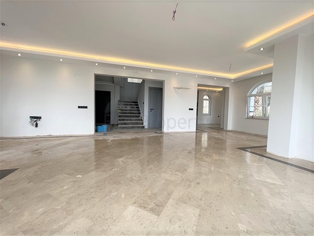 Вилла 3+1 с панорамным видом на море с возможностью получения турецкого гражданства