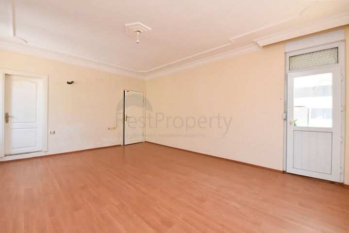 Просторная квартира 4+1 на первой береговой линии в районе Оба