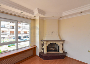 Просторная квартира 4+1 на первой береговой линии в районе Оба