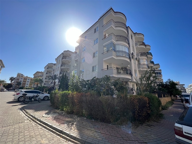 Просторные апартаменты 2+1 всего в 500 м от моря в районе Оба