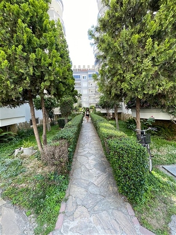 Просторные апартаменты 2+1 всего в 500 м от моря в районе Оба