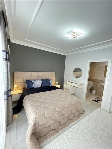 Просторные апартаменты 2+1 всего в 500 м от моря в районе Оба