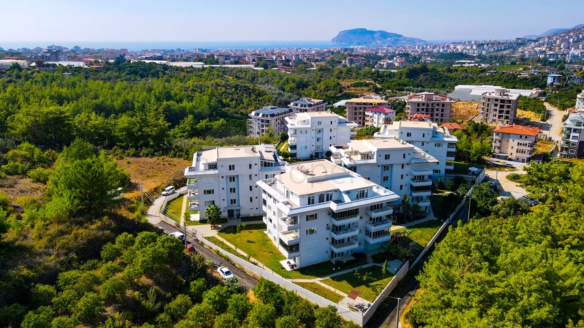 Просторные апартаменты 1+1 с мебелью и техникой в районе Оба