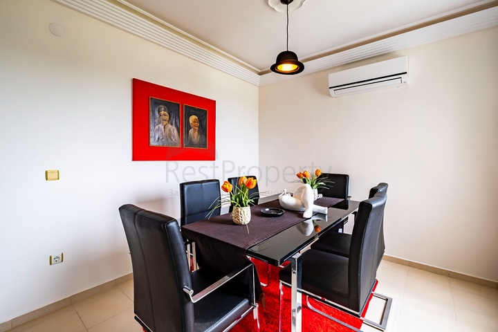 Просторные апартаменты 1+1 с мебелью и техникой в районе Оба