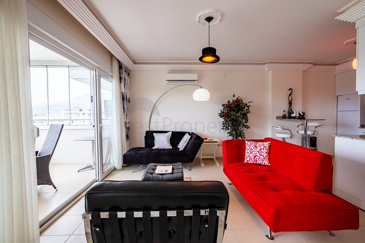 Просторные апартаменты 1+1 с мебелью и техникой в районе Оба