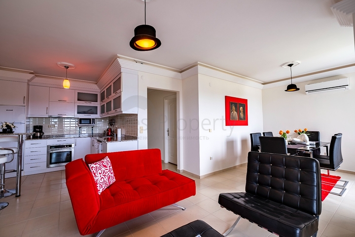 Просторные апартаменты 1+1 с мебелью и техникой в районе Оба