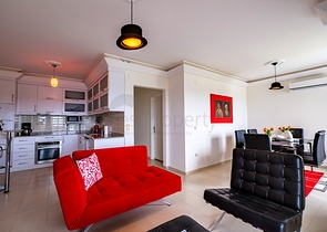 Просторные апартаменты 1+1 с мебелью и техникой в районе Оба