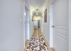 Просторная квартира в районе Махмутлар с видом на море и горы